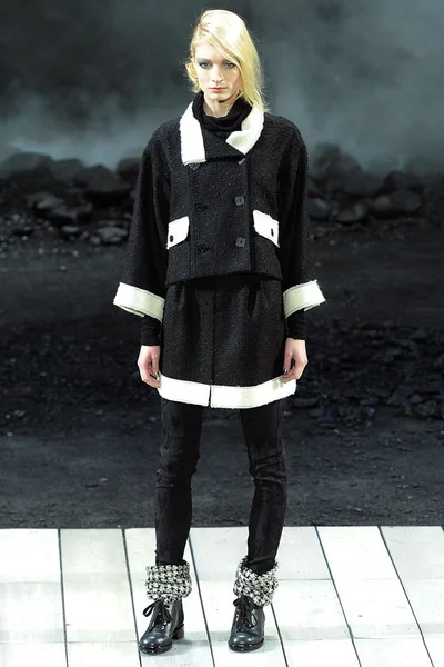 Look 36